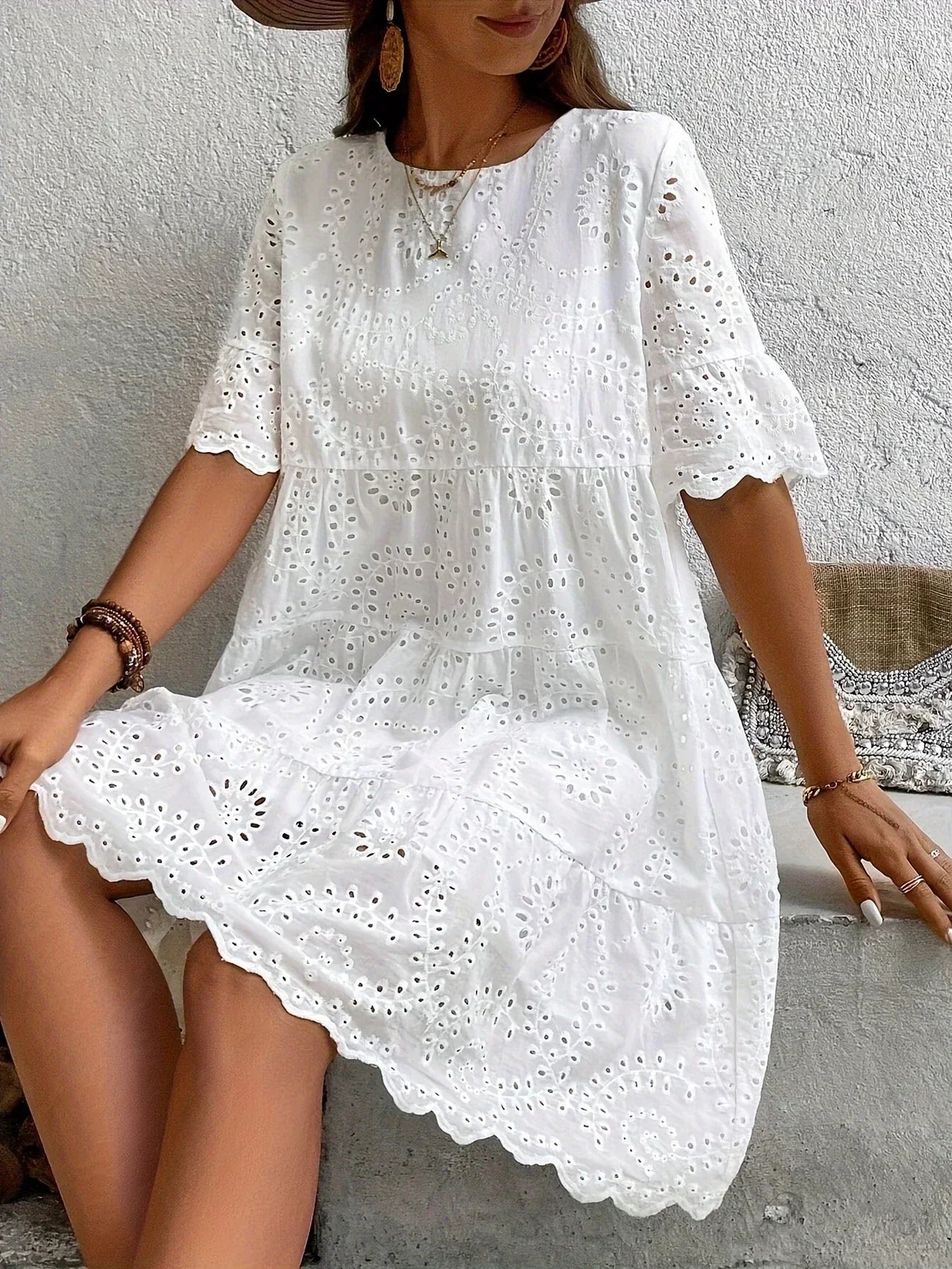 Valenzora | White lace dress for women, lightweight, embroidered and summery