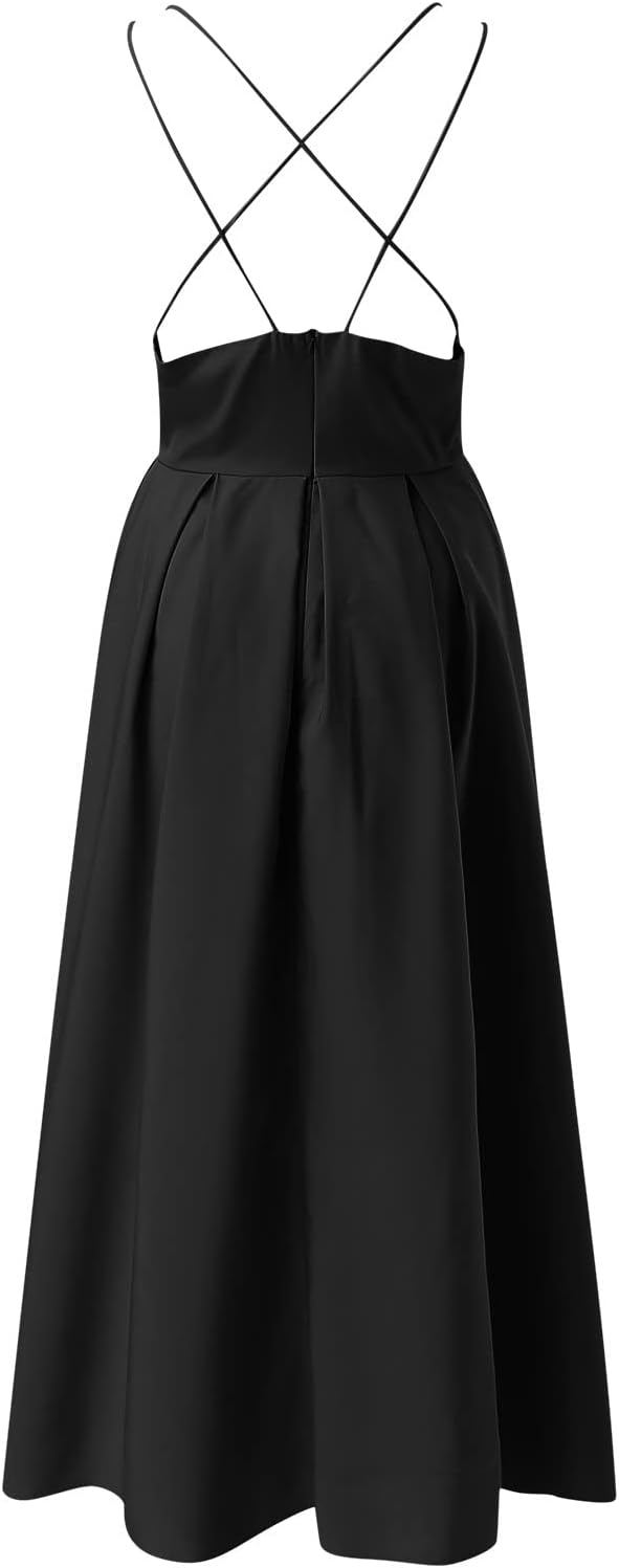 Valenzora | A light dress with delicate spaghetti straps