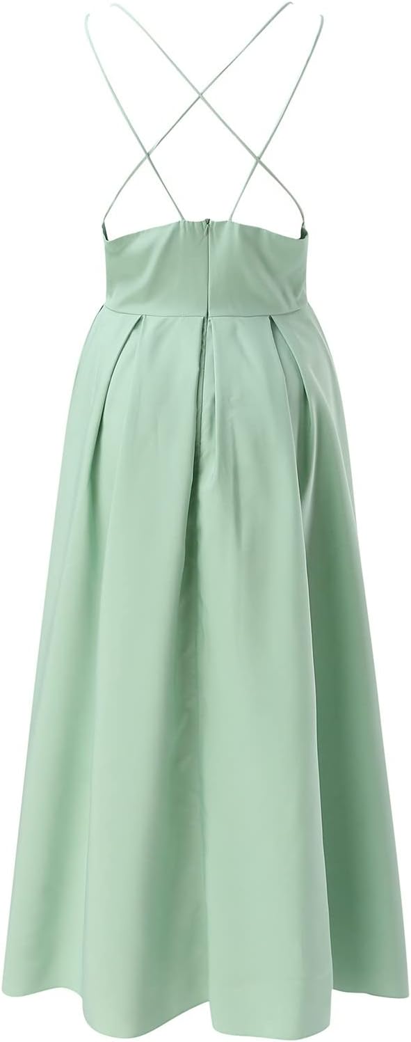 Valenzora | A light dress with delicate spaghetti straps