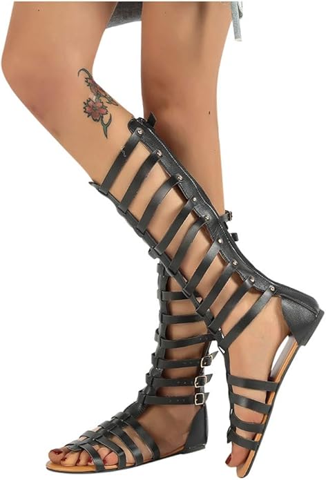 Valenzora | and black sandals with double buckles