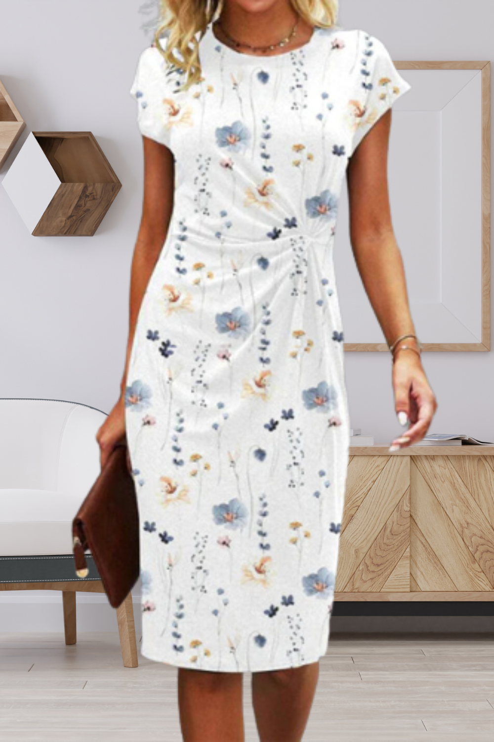 Valenzora | Short-sleeved elegant floral dress