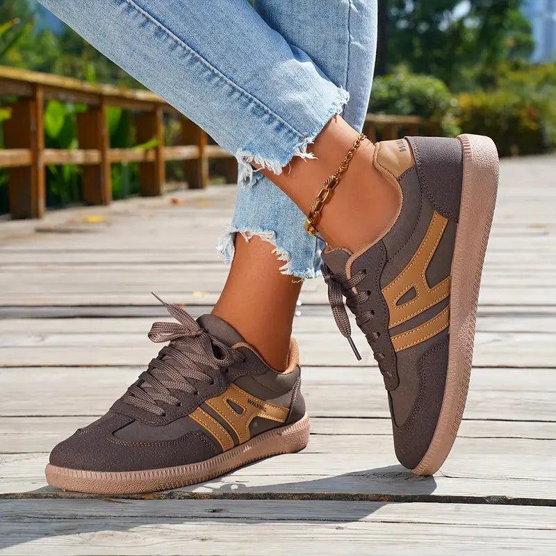 Valenzora | Damen Freizeit-Sneaker mit niedrigem Absatz, Schnürschuhe im Modedesign