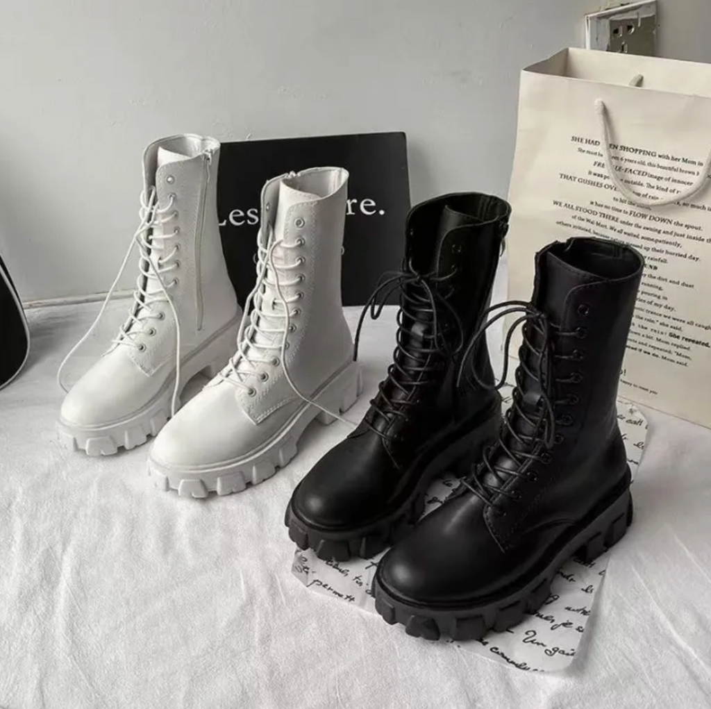 Valenzora | Stiefeletten mit Schnürsenkeln
