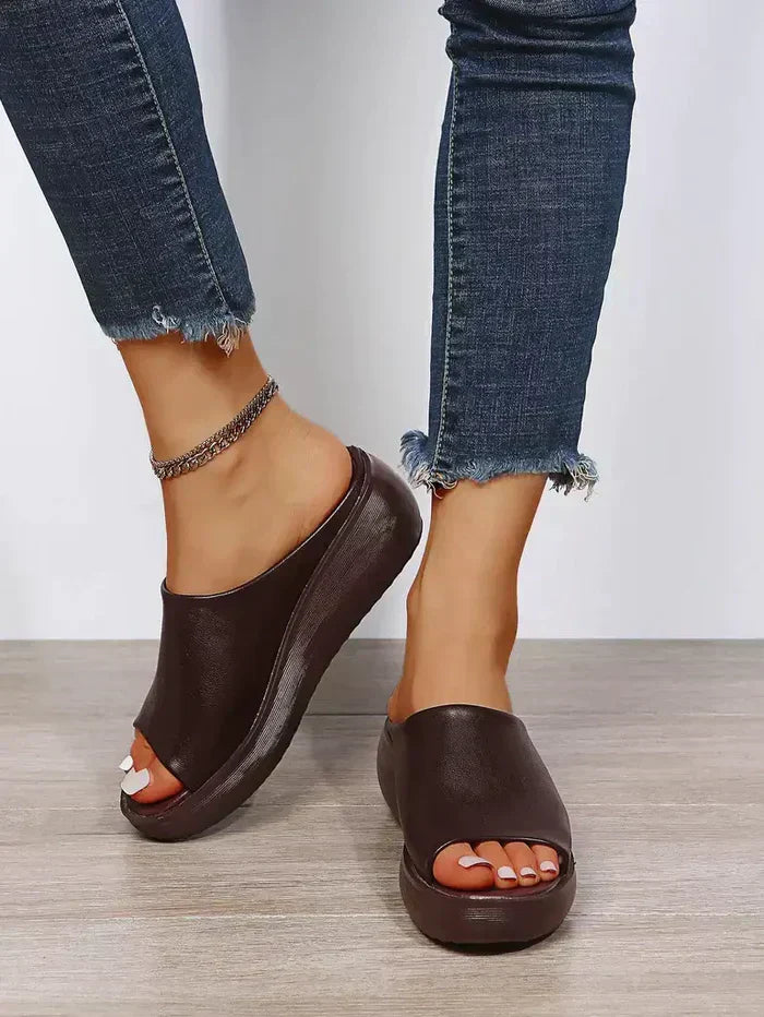 Valenzora | Women's slippers with leather sole