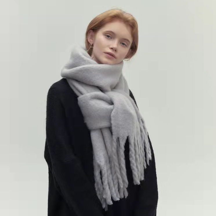 Valenzora | Scarf - luxurious soft women's winter wrap