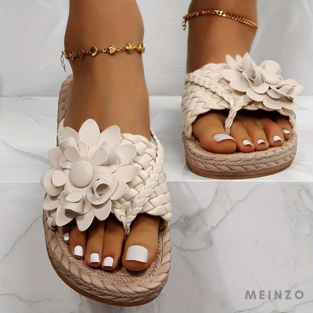Flip-Flops | Damen-Sandalen mit offener Zehenpartie und eleganten geflochtenen Riemen