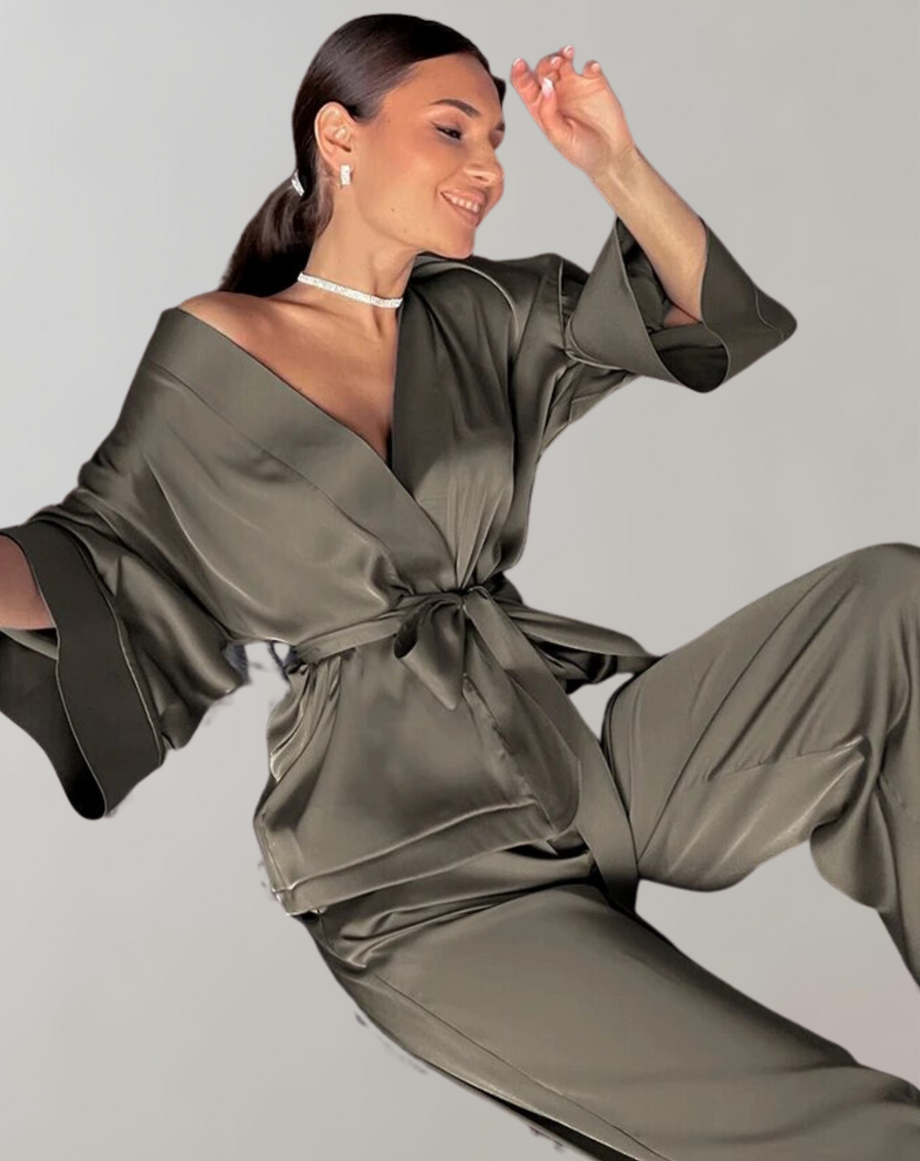 Valenzora - Wrist-worn pajamas