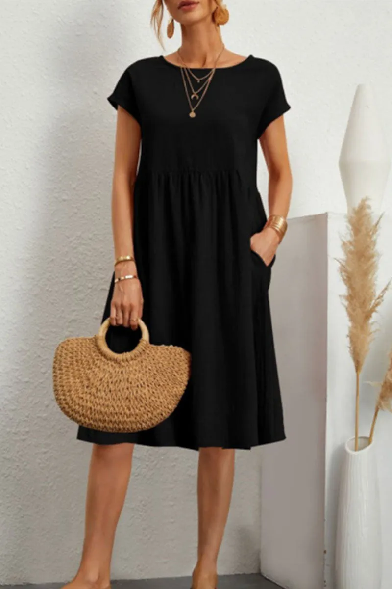 Valenzora | Chic short-sleeved dress with a round neckline in solid color patchwork