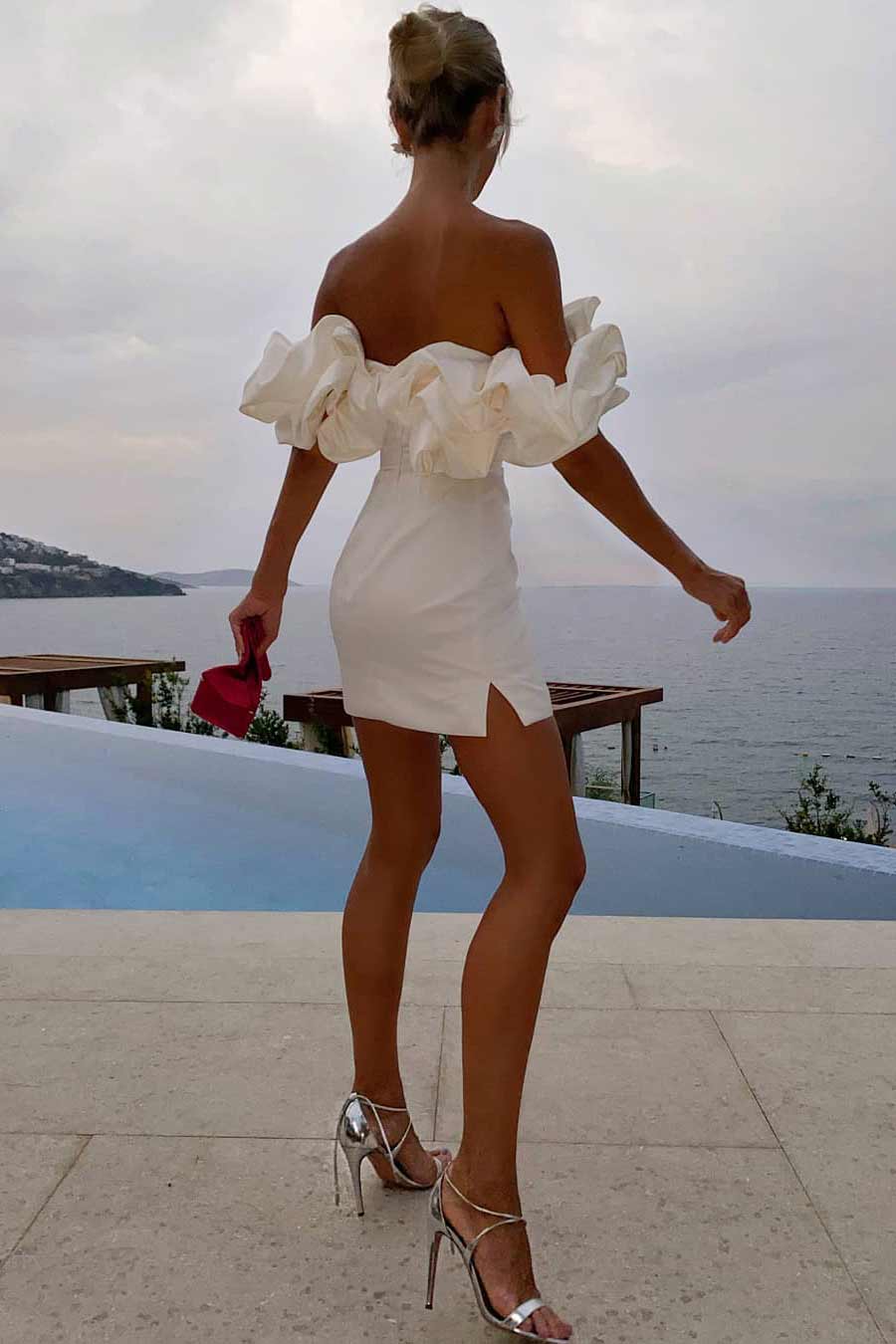 Valenzora | Off-the-shoulder mini dress with ruffles