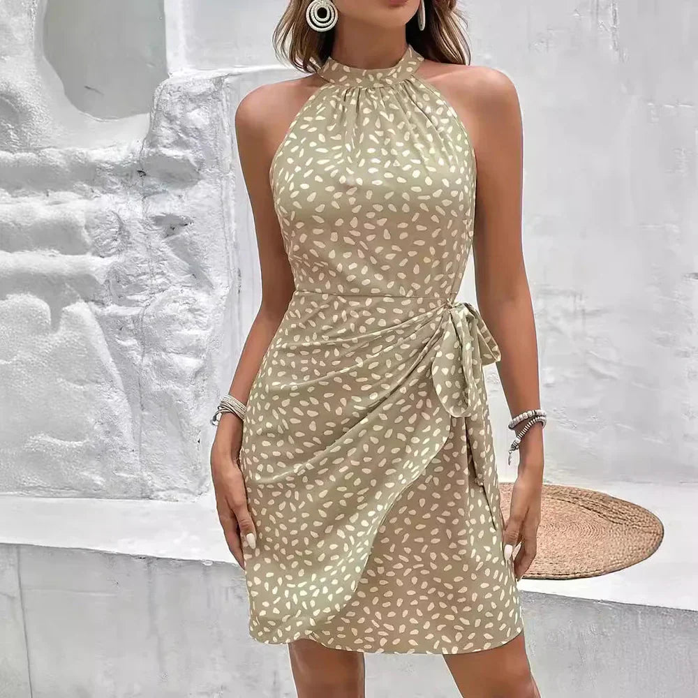 Valenzora | Elegant sleeveless halter dress