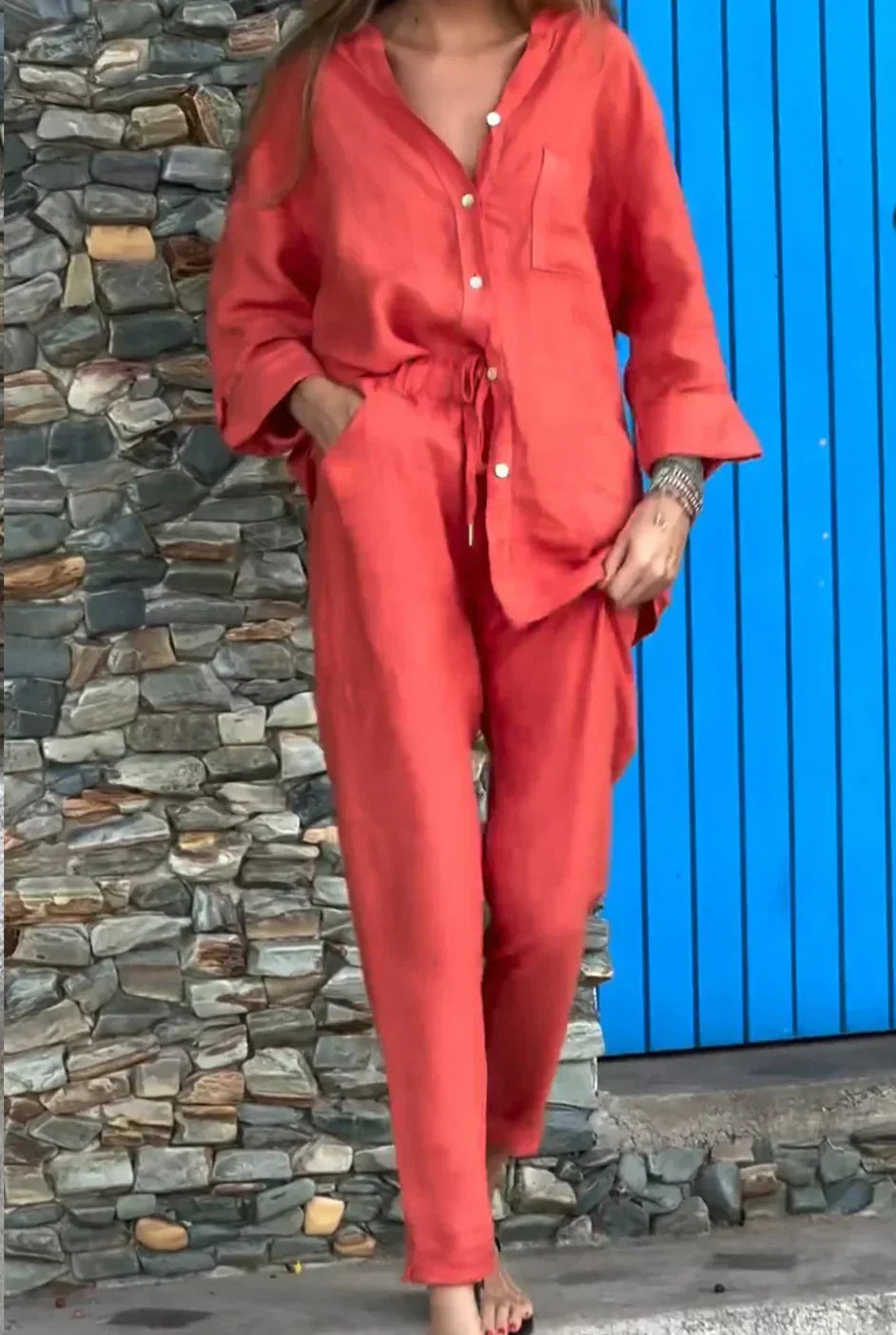 Valenzora | Lässiges V-Ausschnitt-Shirt & Hose aus Baumwoll-Leinen-Set