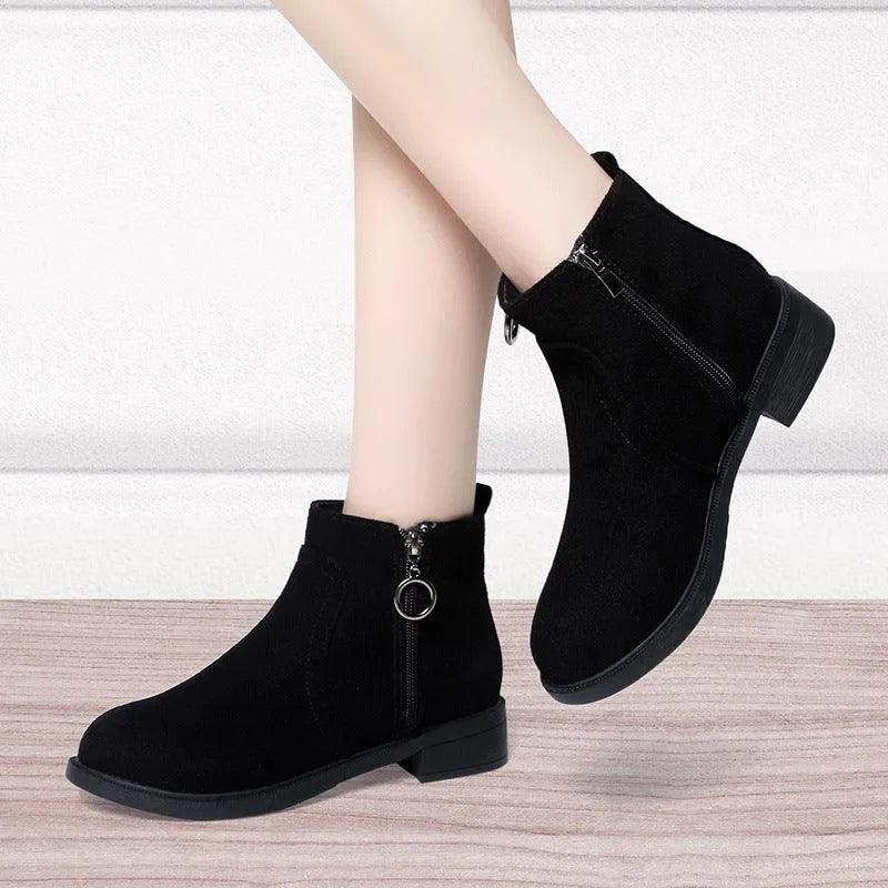 Valenzora | Chunky heeled ankle boots