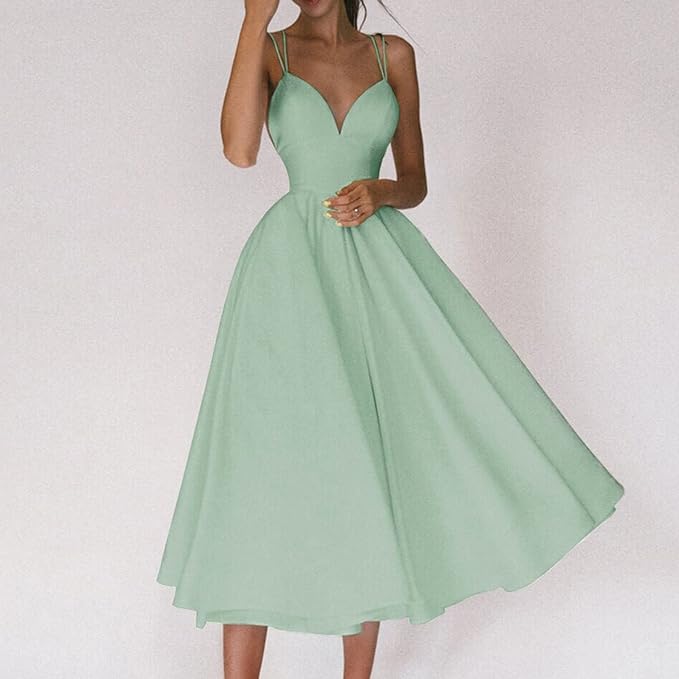 Valenzora | A light dress with delicate spaghetti straps