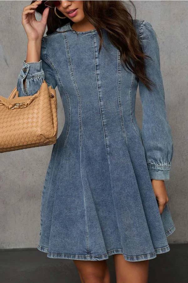 Valenzora | Fade Into You Denim Princess Line Mini-Stretchkleid mit ausgestelltem Rock und Reißverschluss hinten