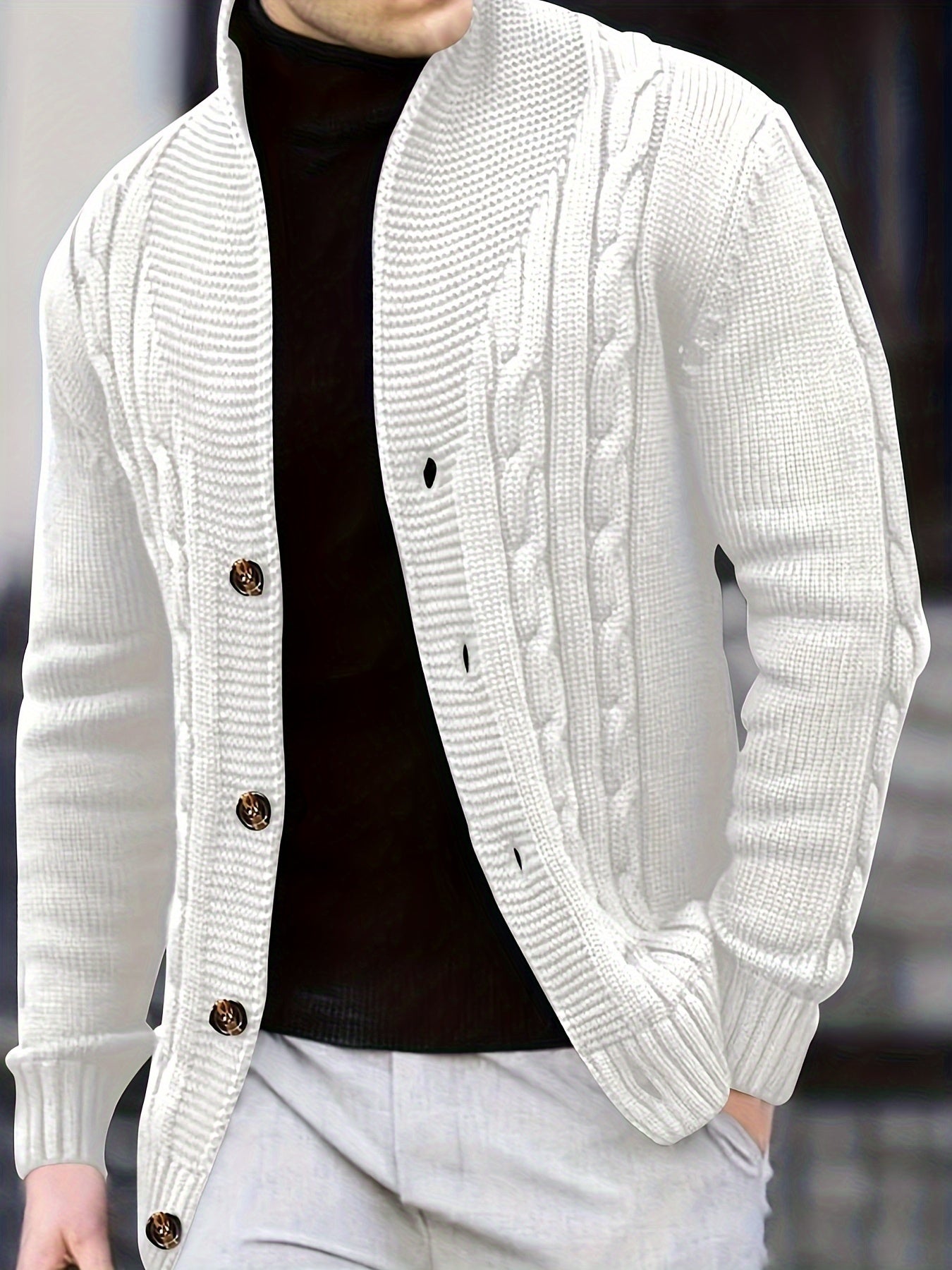 Valenzora | Zopfstrickjacke mit Knöpfen