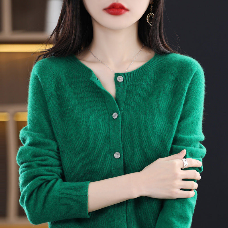 Valenzora | Loose-fitting women's cashmere cardigan with round neck made from high-quality vegan wool