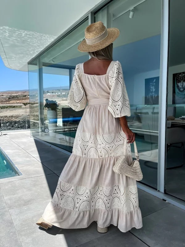 Valenzora | Casual, loose dress with lacing and lace embroidery
