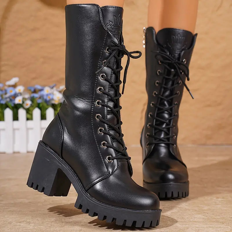 – Elegante Stiefel mit Blockabsatz und wadenhohem Schaft