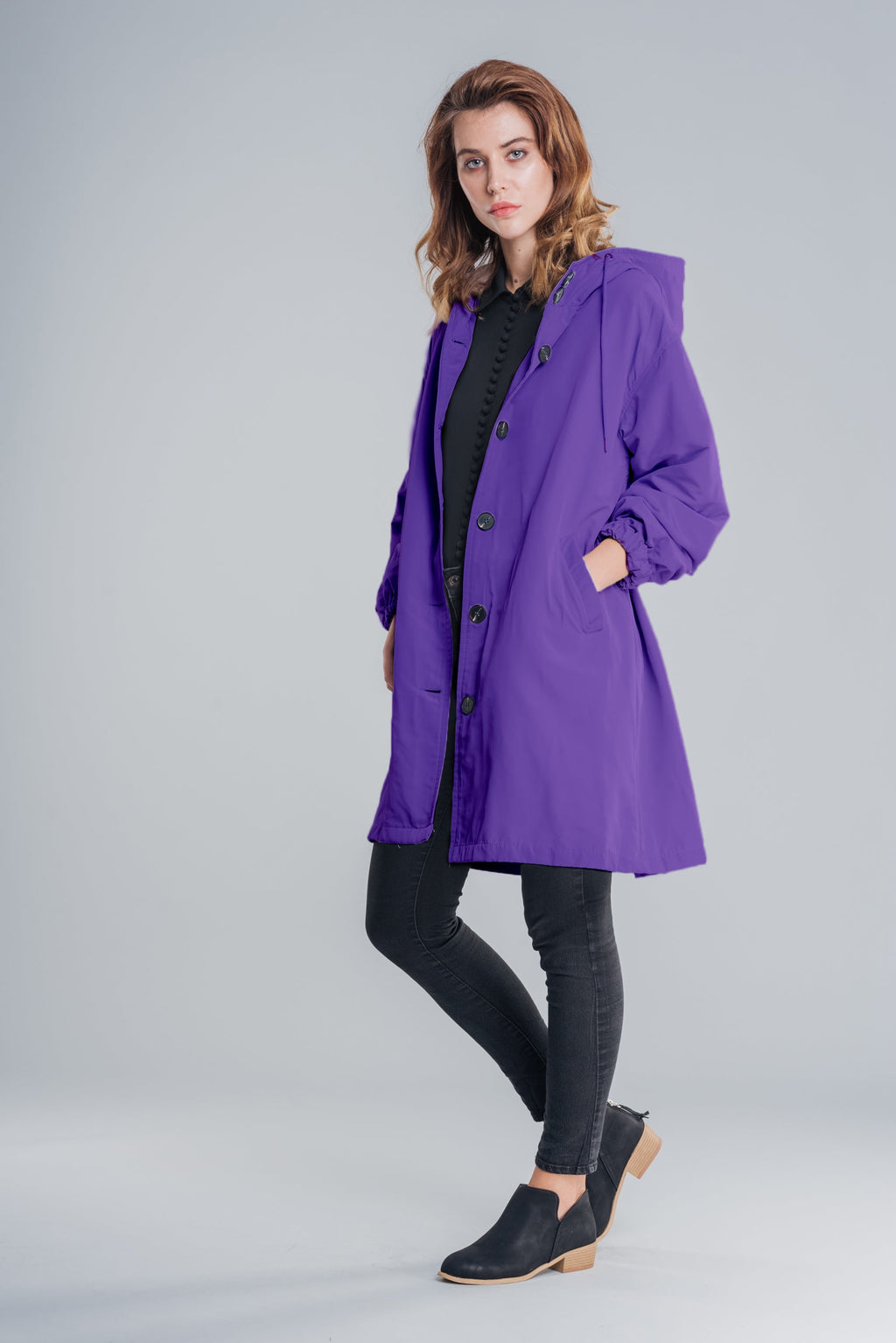 Wasserdichte Windjacke mit Kapuze im Oversize-Regenjacken-Stil