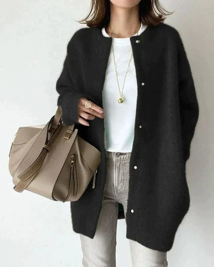 Valenzora – Elegante und weiche Strickjacke