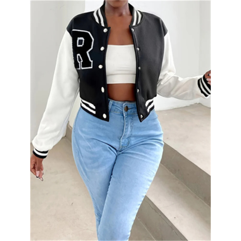 Valenzora | Varsity Bomberjacke für Damen, kurzes Modell mit Buchstaben-Patch und Druckknopfverschluss