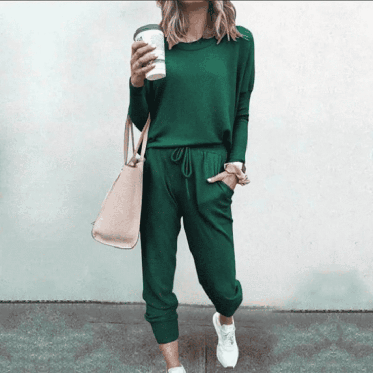 Valenzora | Wide and Wonderfully Comfortable Women's Tracksuit