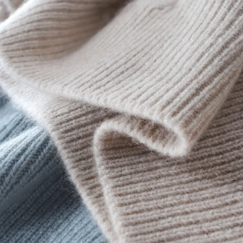 Valenzora | Luxuriöser Kaschmir-Rollkragenpullover mit Karomuster
