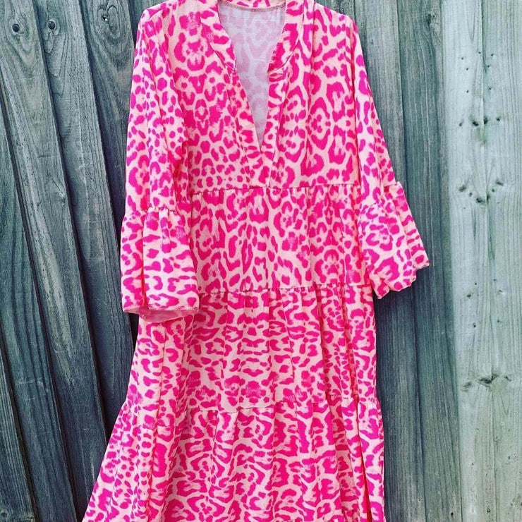 Valenzora | Stylish summer dress with leopard print