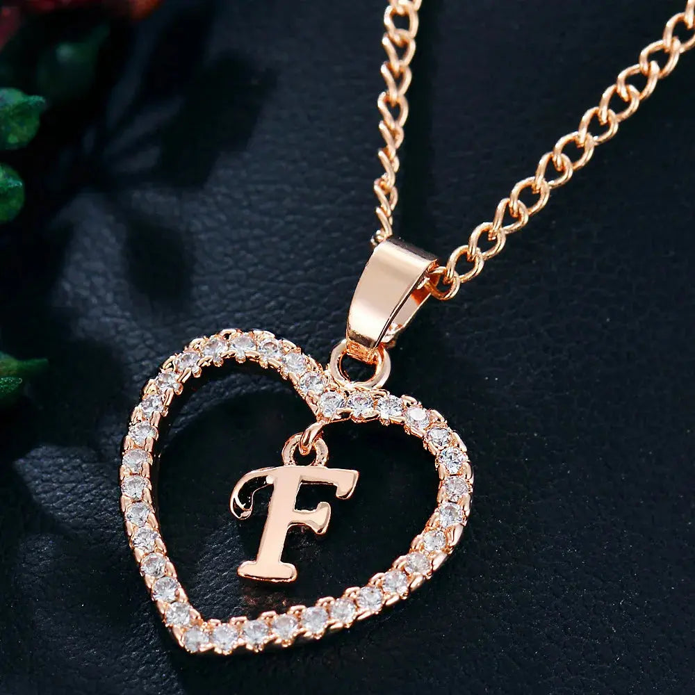 Valenzora | Buchstabe Zirkon Herz Halskette Anhänger Schmuck