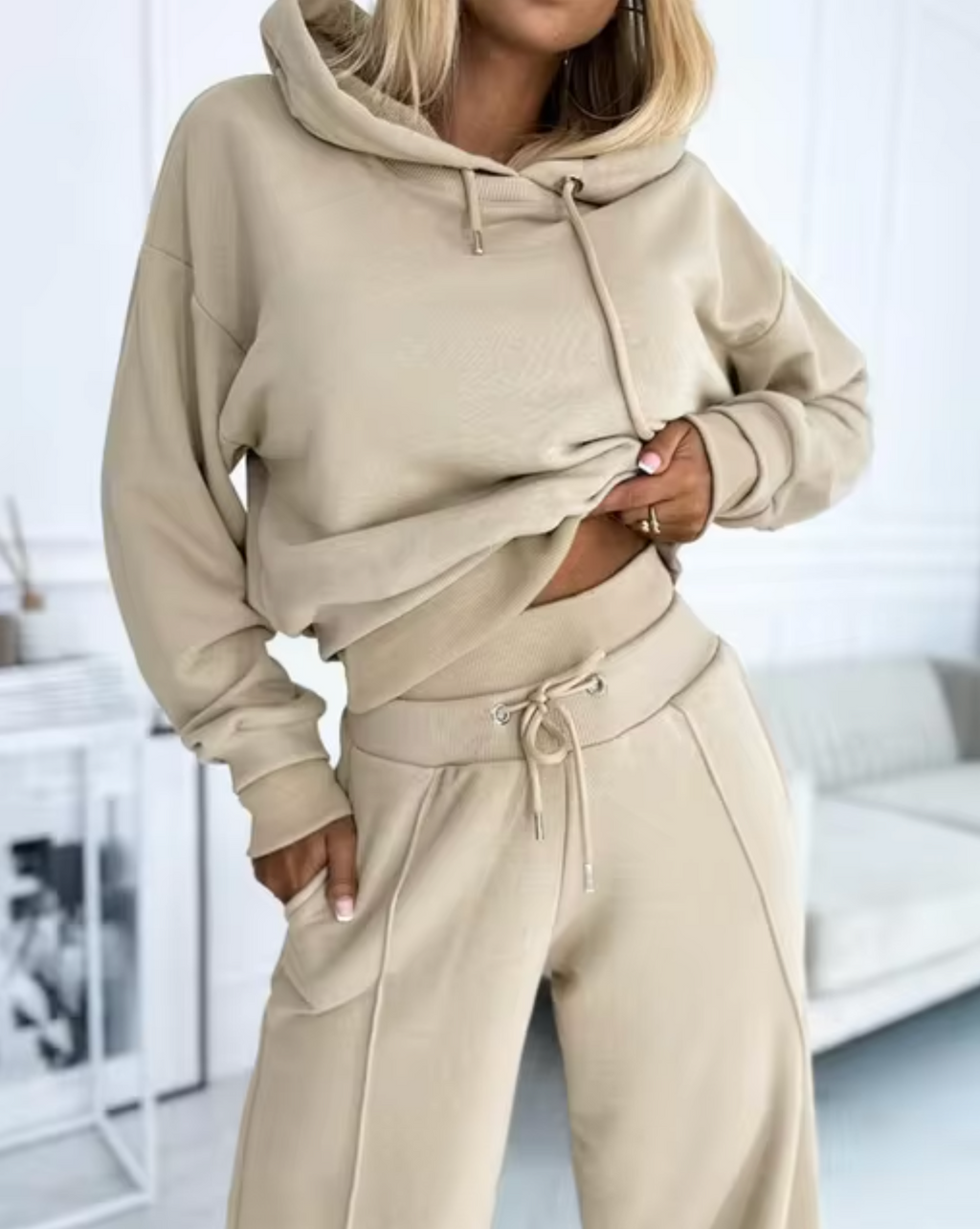 Valenzora | Zweiteiliger Kapuzenpullover und weite Hose