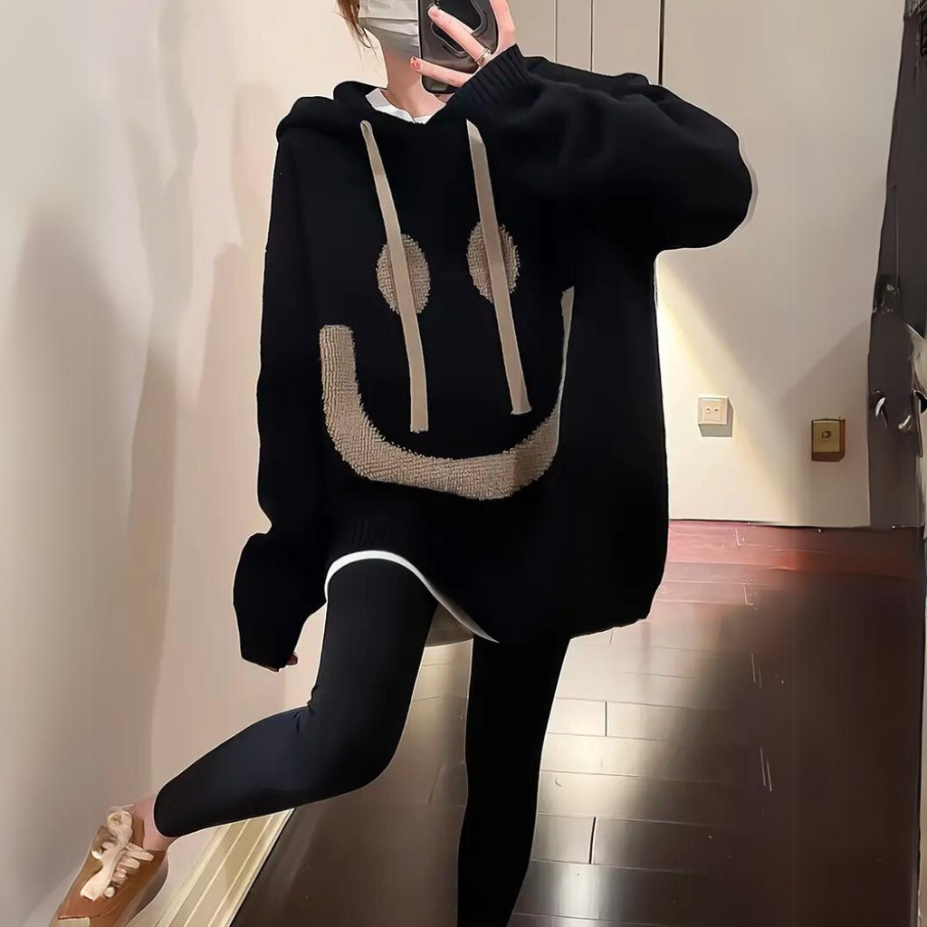 Valenzora | Hoodie with Smiley Print for Women