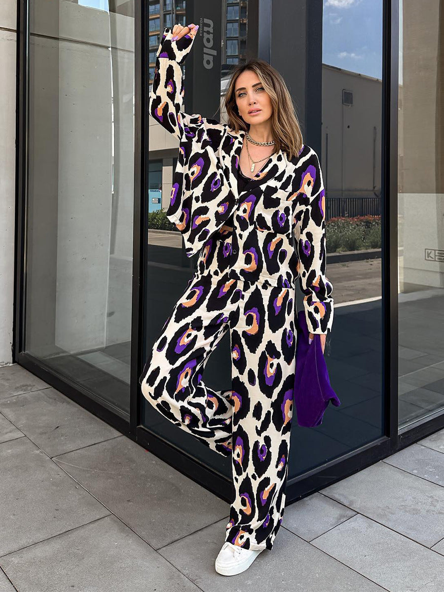 Valenzora leisure suit with short long sleeves and high waist, wide trousers