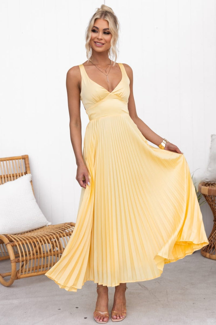 Valenzora | Tucson Sunset Pleated Back Elastic Umbrella Maxi Dress