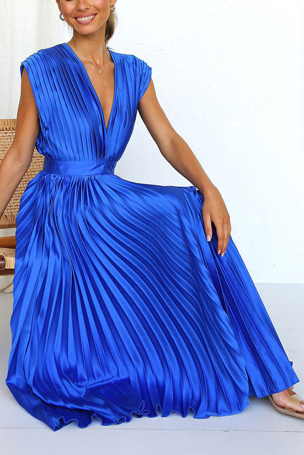 Valenzora | Hello Beautiful Satin Pleated Midi Dress