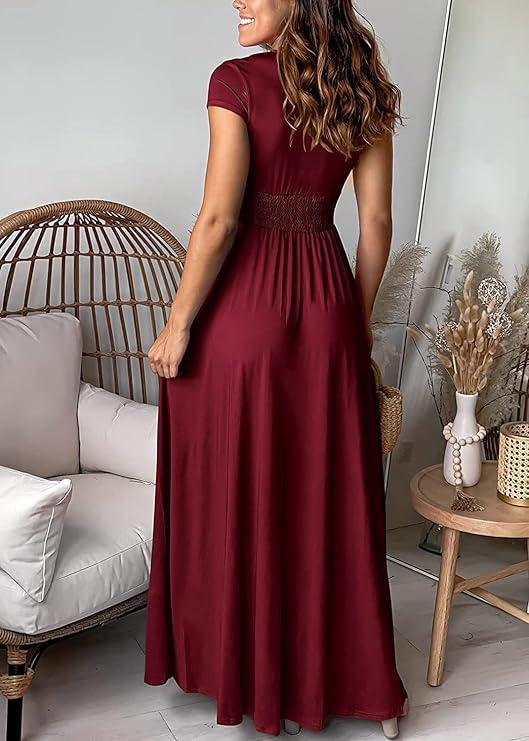 Elegant maxi dress with deep V-neck and high slit – evening and party dress