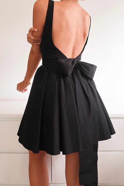 Valenzora | Rosiedress Minikleid mit eckigem Ausschnitt und Schleife am Rücken