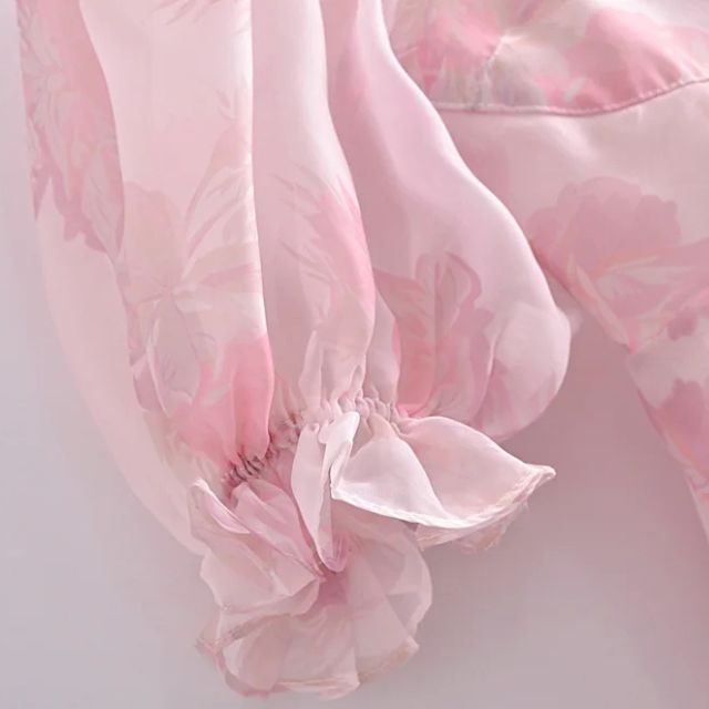 Valenzora | Organza dress with floral pattern, puff sleeves and sweetheart neckline