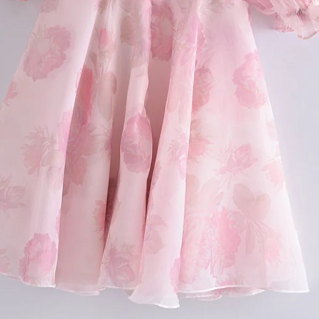 Valenzora | Organza dress with floral pattern, puff sleeves and sweetheart neckline