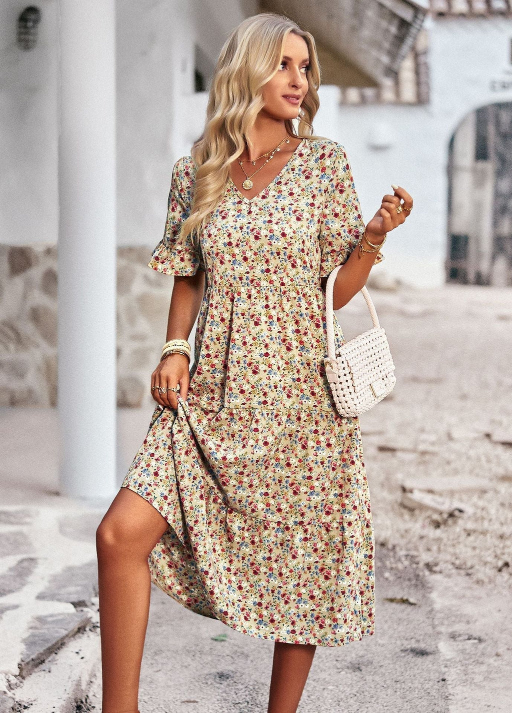 Valenzora | Elegant V-neck dress for women