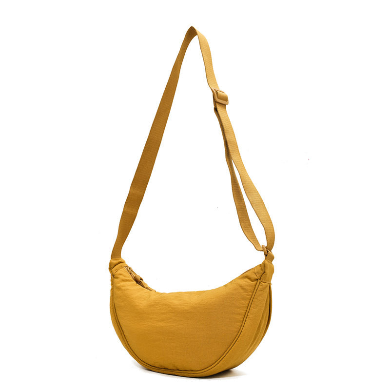 Valenzora | Halbmondförmige Tasche