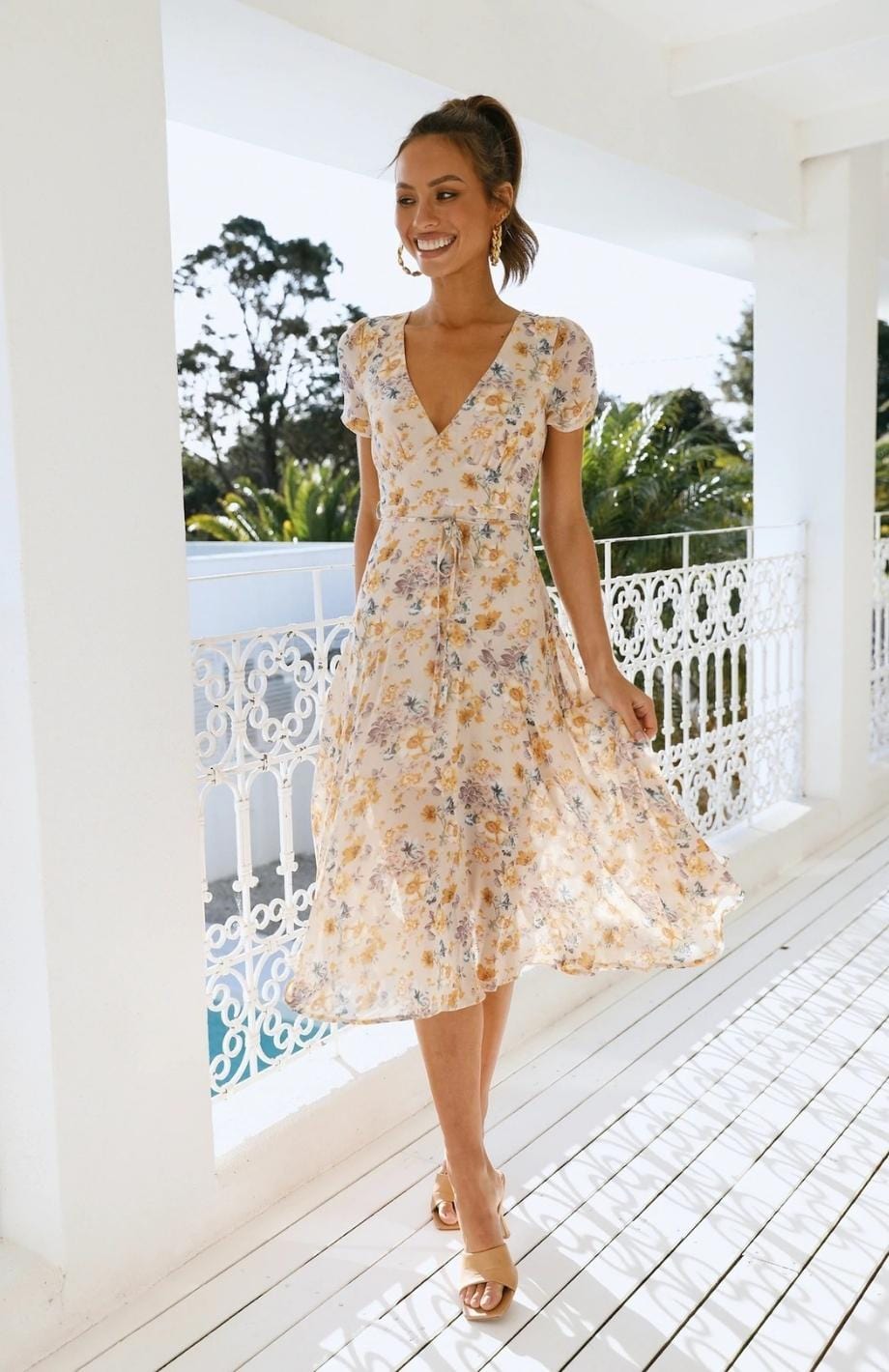 Valenzora | Midi-length dress, ideal for spring and everyday wear