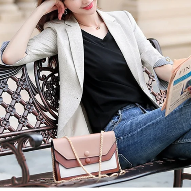 Valenzora | Eleganter Damen-Blazer mit Knopfdetails. Ideal fürs Büro.