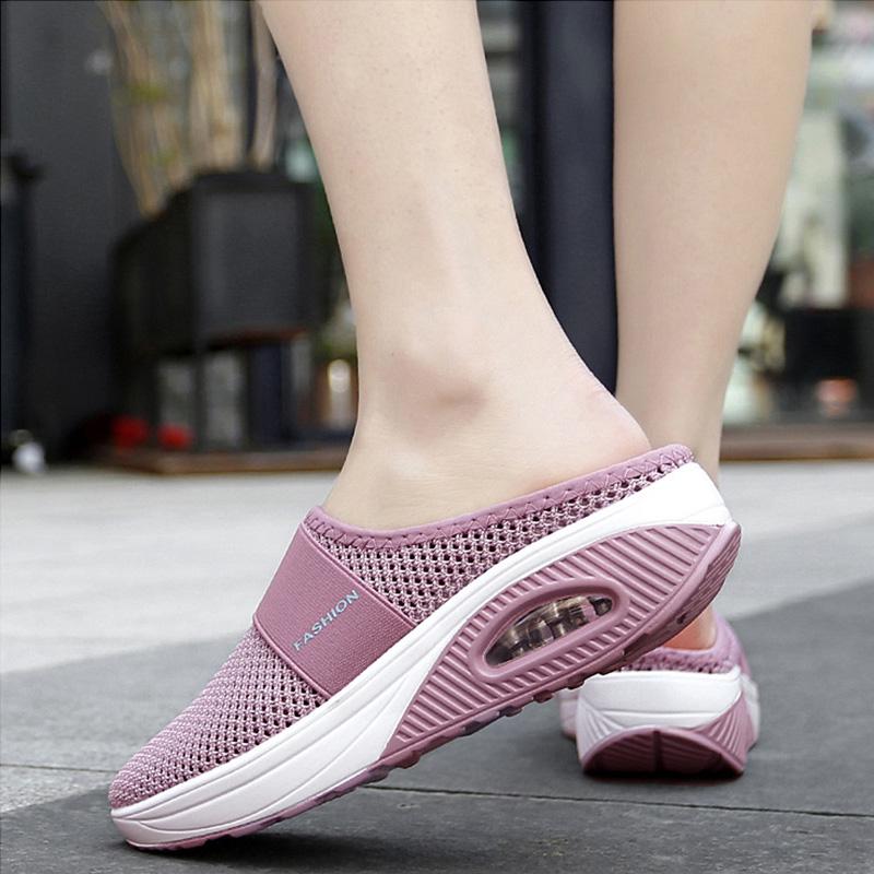 Smooth mesh sandals for women