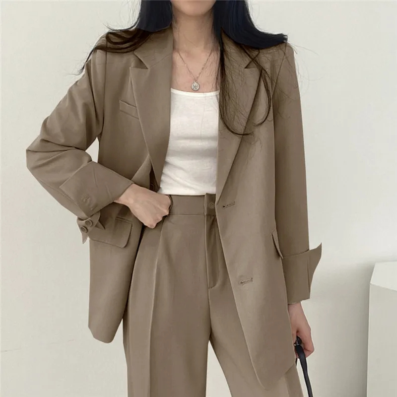 Valenzora | Langer Damenblazer mit breitem Revers und legerer Passform