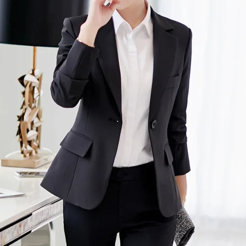 Valenzora | Eleganter Damenblazer mit schmalem Schnitt