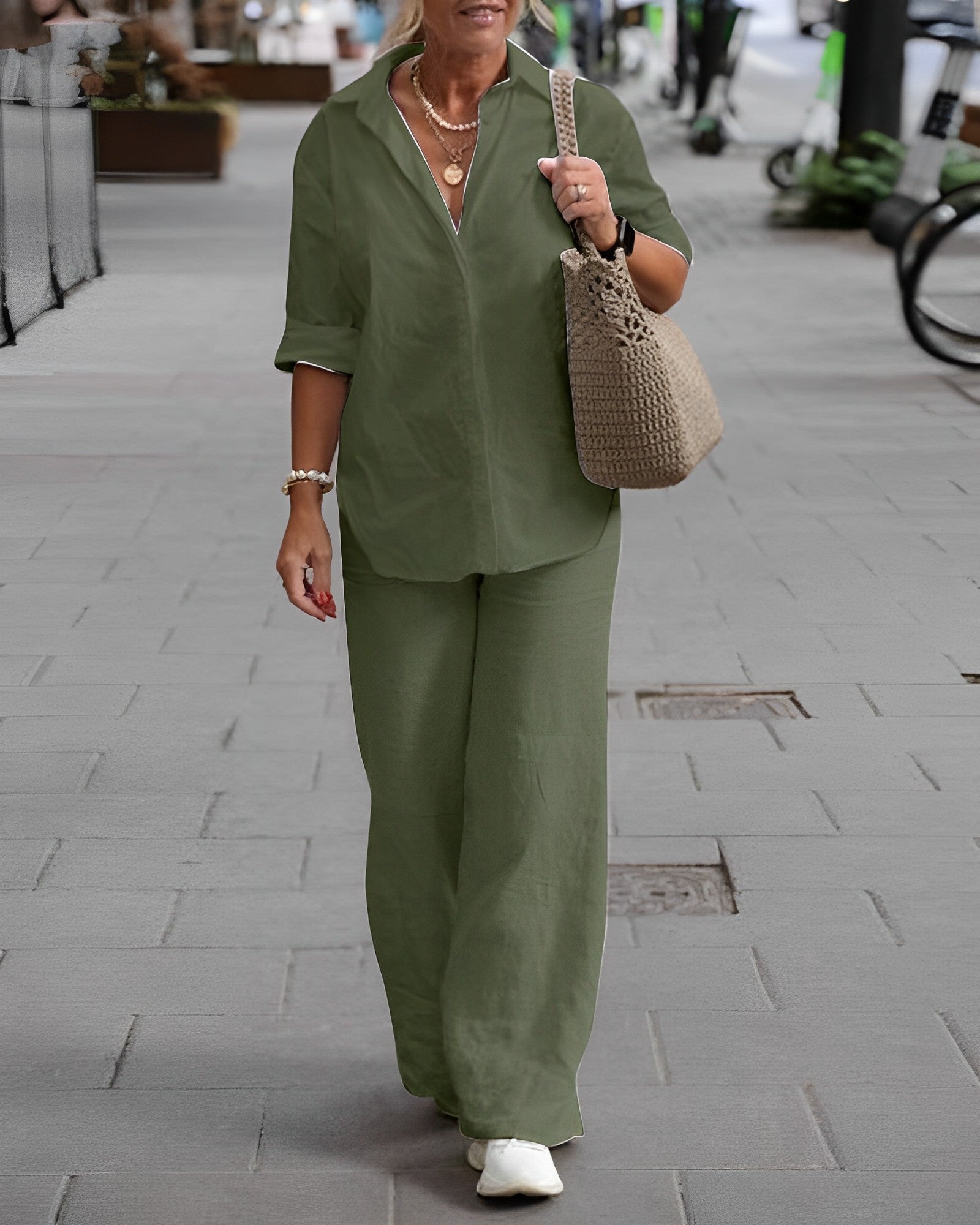 Valenzora | Relaxed linen trousers with a breezy fit for women
