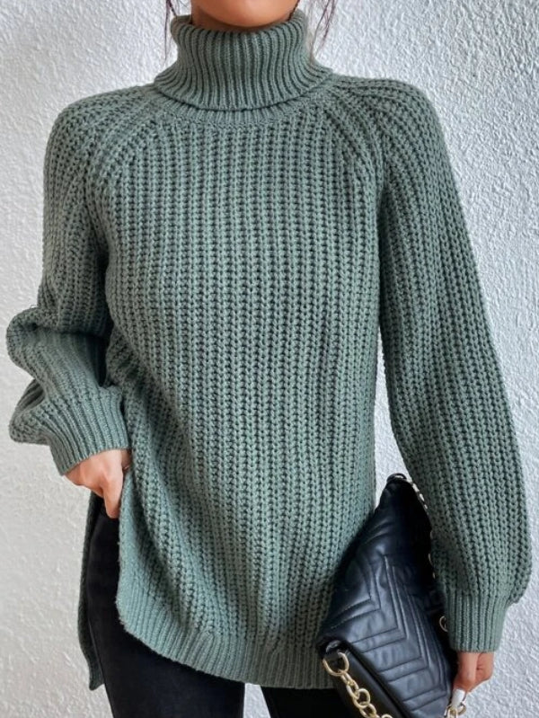 Valenzora Dresden – Roll-neck sweater with raglan sleeves and slit hem