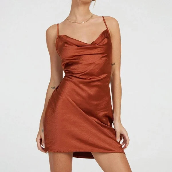 Valenzora | Flowing satin dress