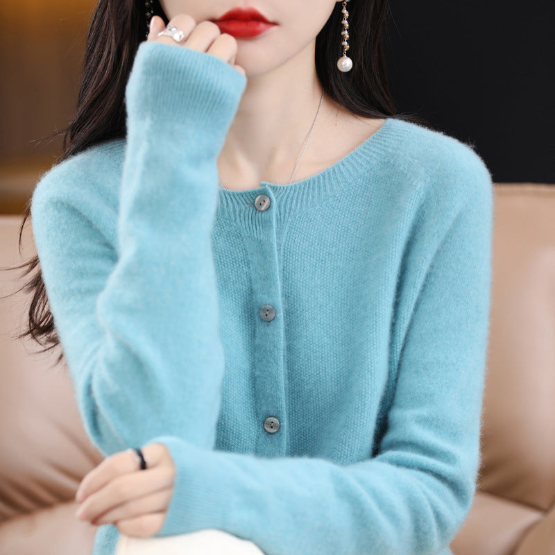Valenzora | Loose-fitting women's cashmere cardigan with round neck made from high-quality vegan wool