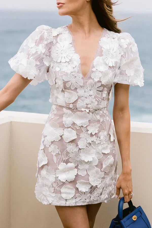 Valenzora | Geblümtes Minikleid mit Puffärmeln für Damen